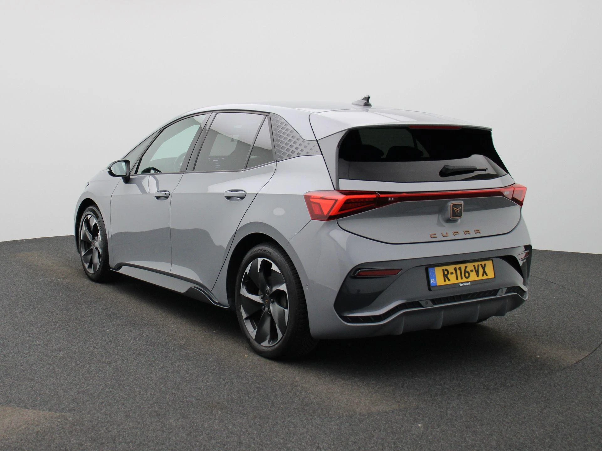 CUPRA-Born-image-1