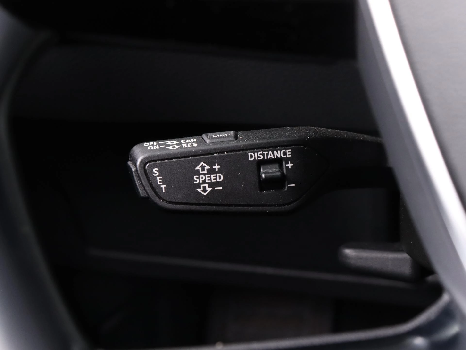 Audi-e-tron-image-17