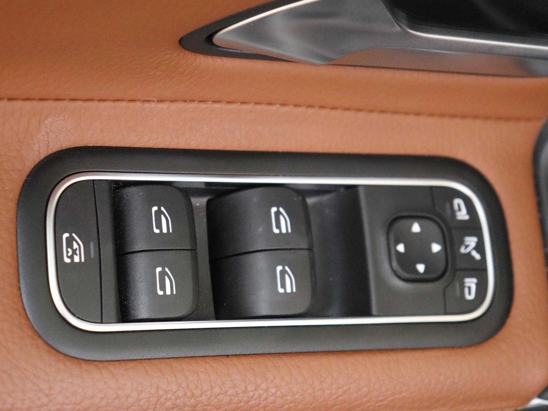 Mercedes-Benz CLA 180 Business Solution Luxury