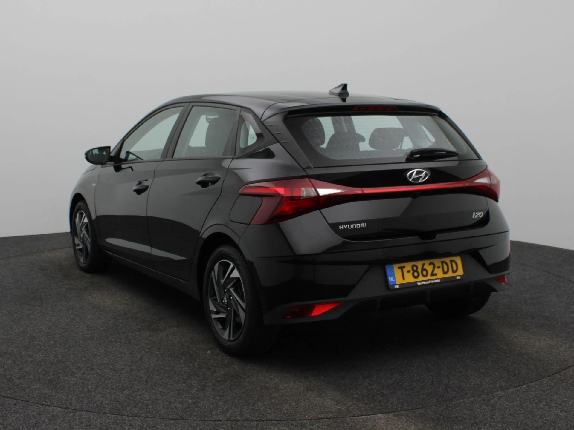 Hyundai-i20-image-1