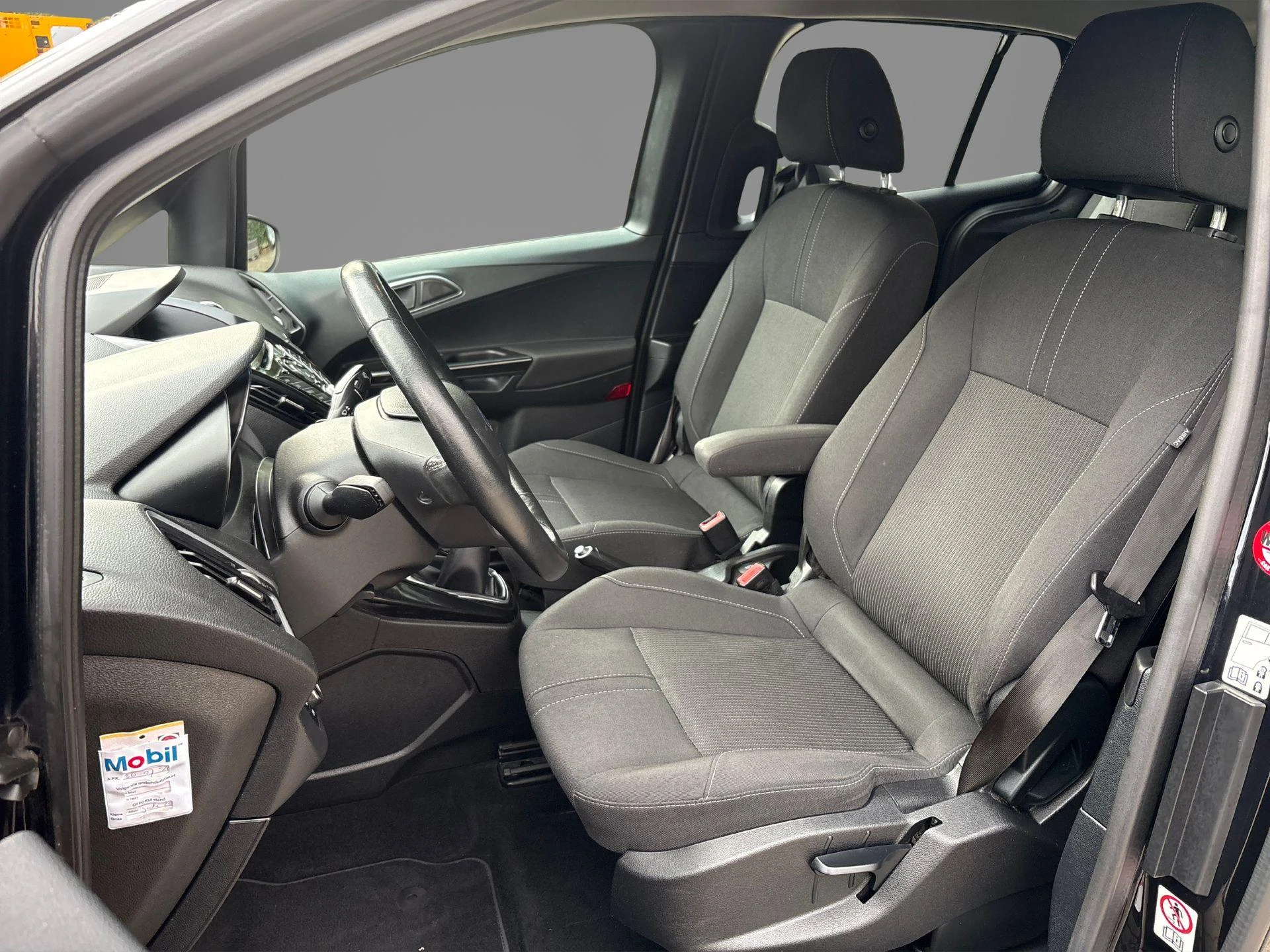 Ford-B-MAX-image-28