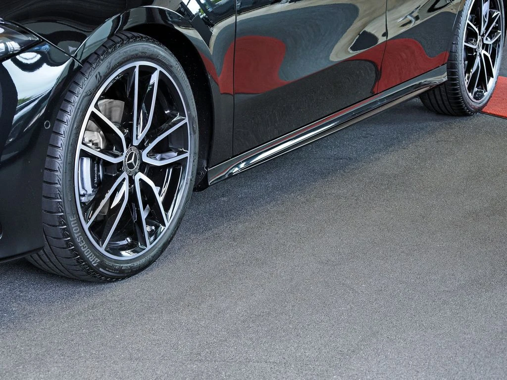 Mercedes-Benz-A-Klasse 180-image-2