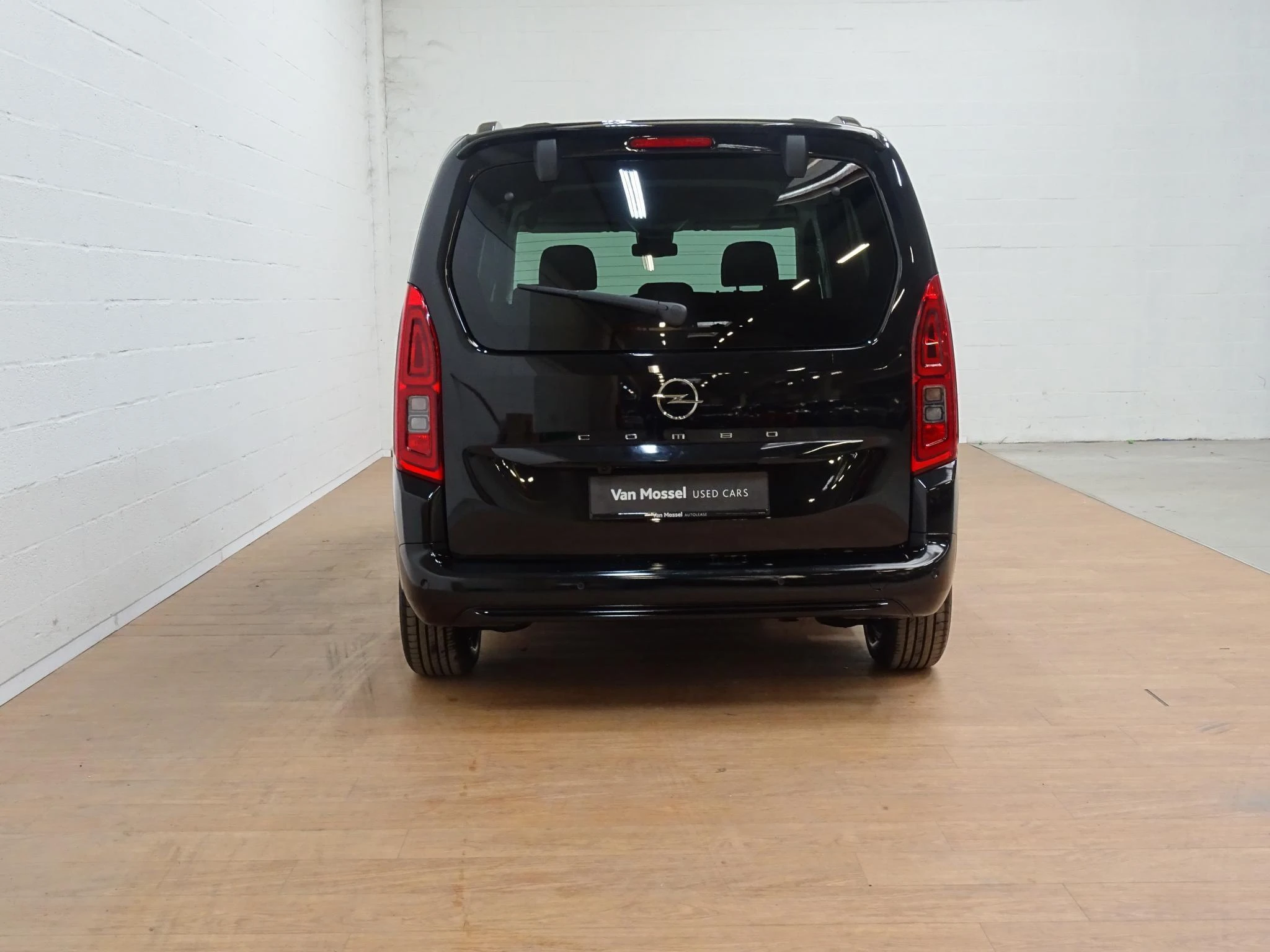 Opel Combo Life 1.5 Turbo D 130 MT6