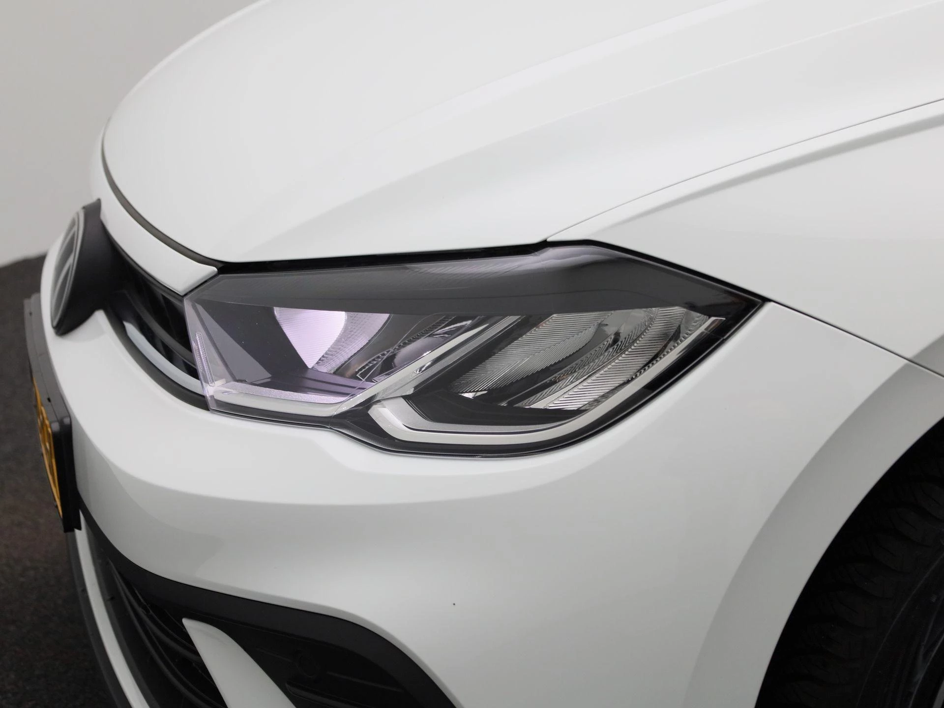 Volkswagen-Polo-image-11