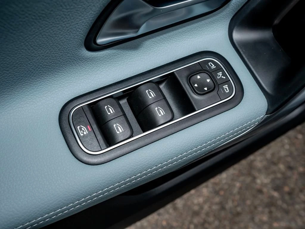 Mercedes-Benz-A-Klasse 200-image-14