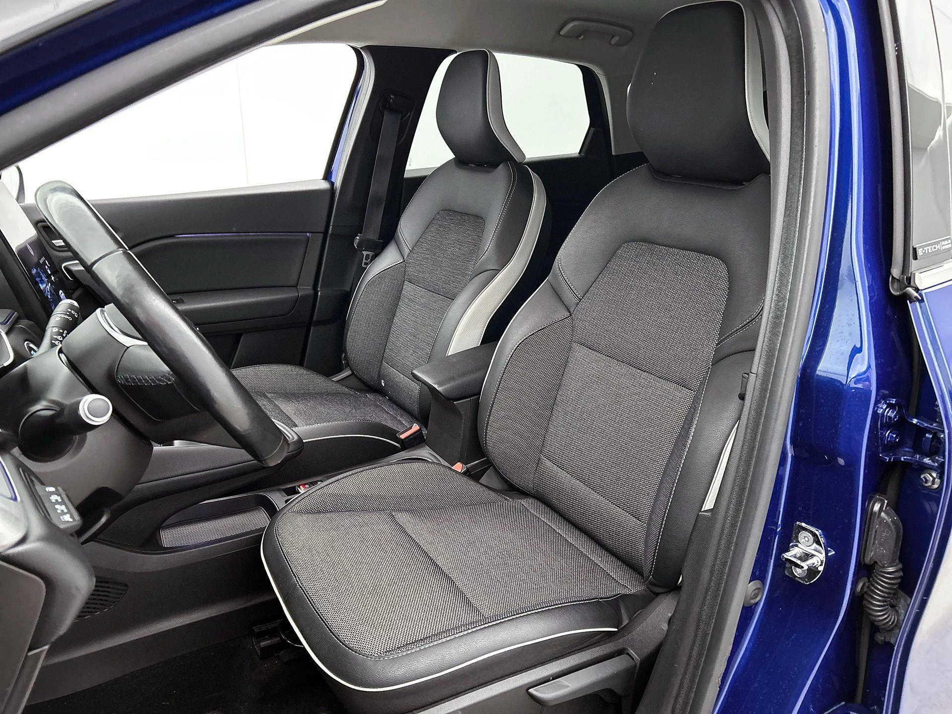 Renault-Captur-image-35