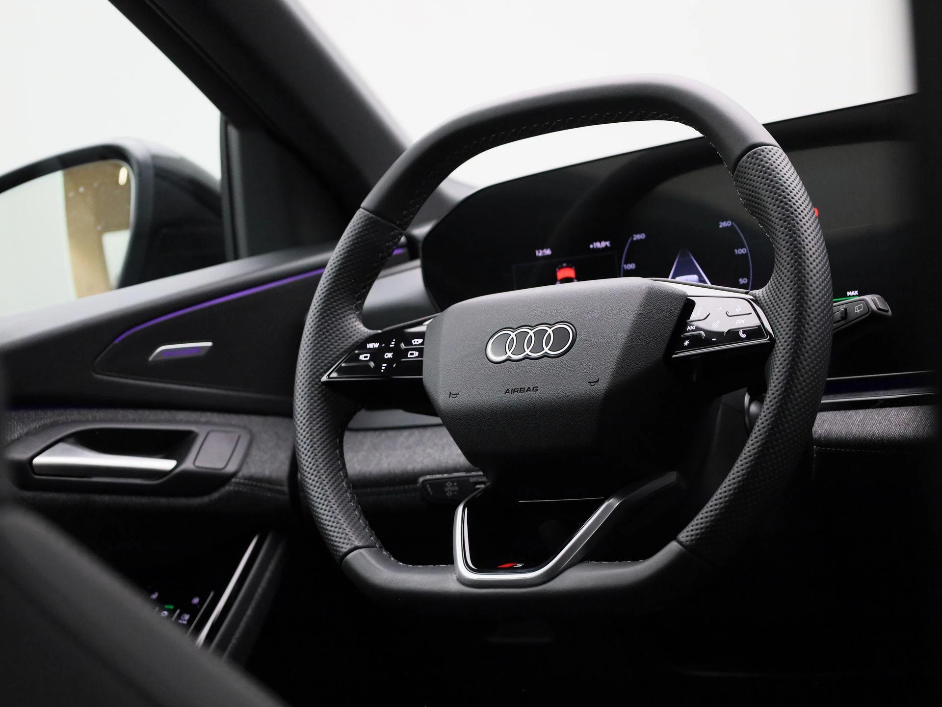 Audi-Q6 e-tron-image-56
