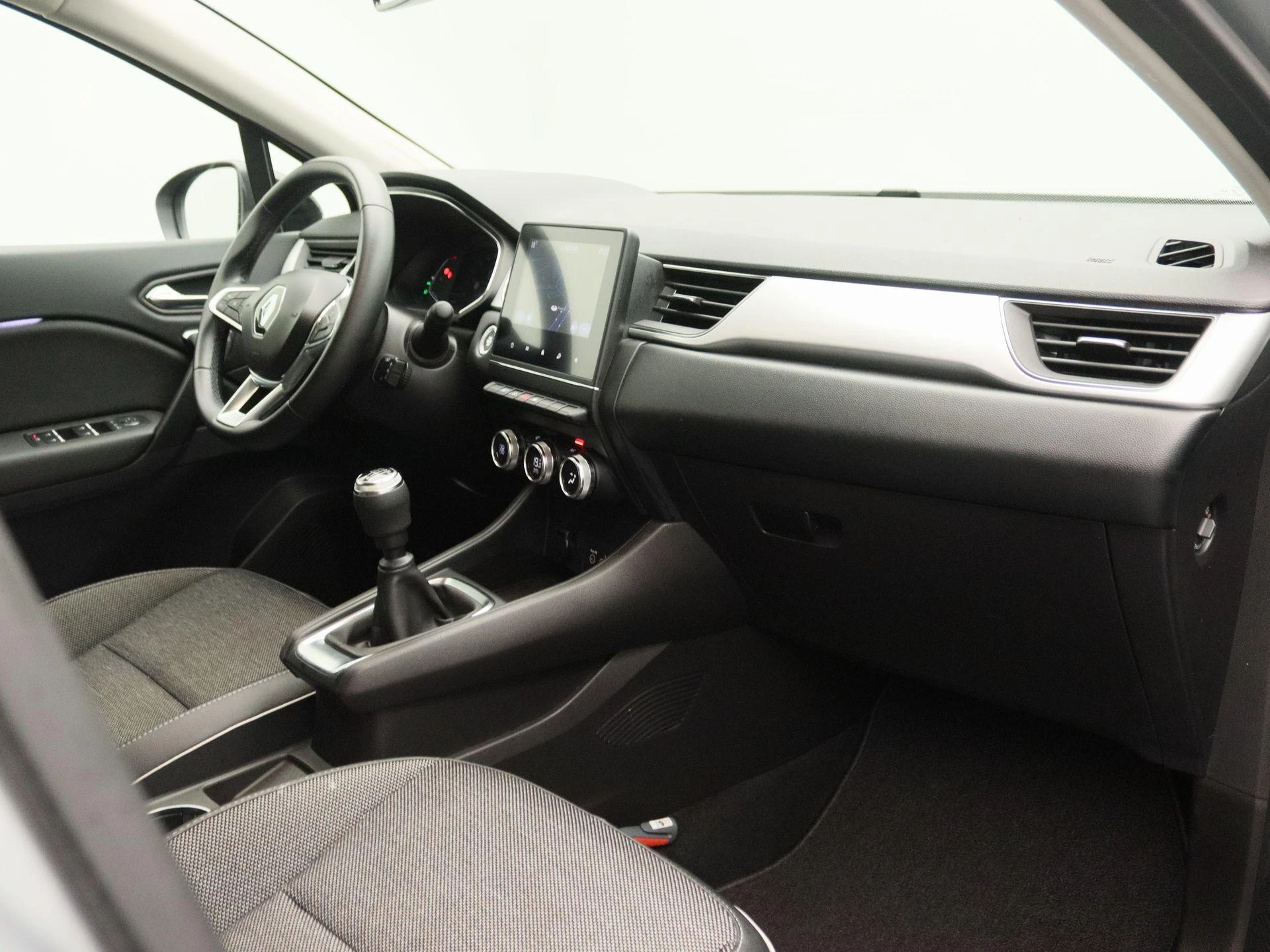 Renault-Captur-image-22