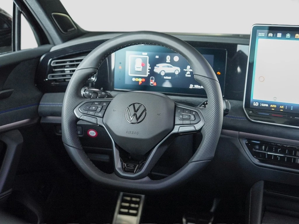Volkswagen-Tiguan-image-11