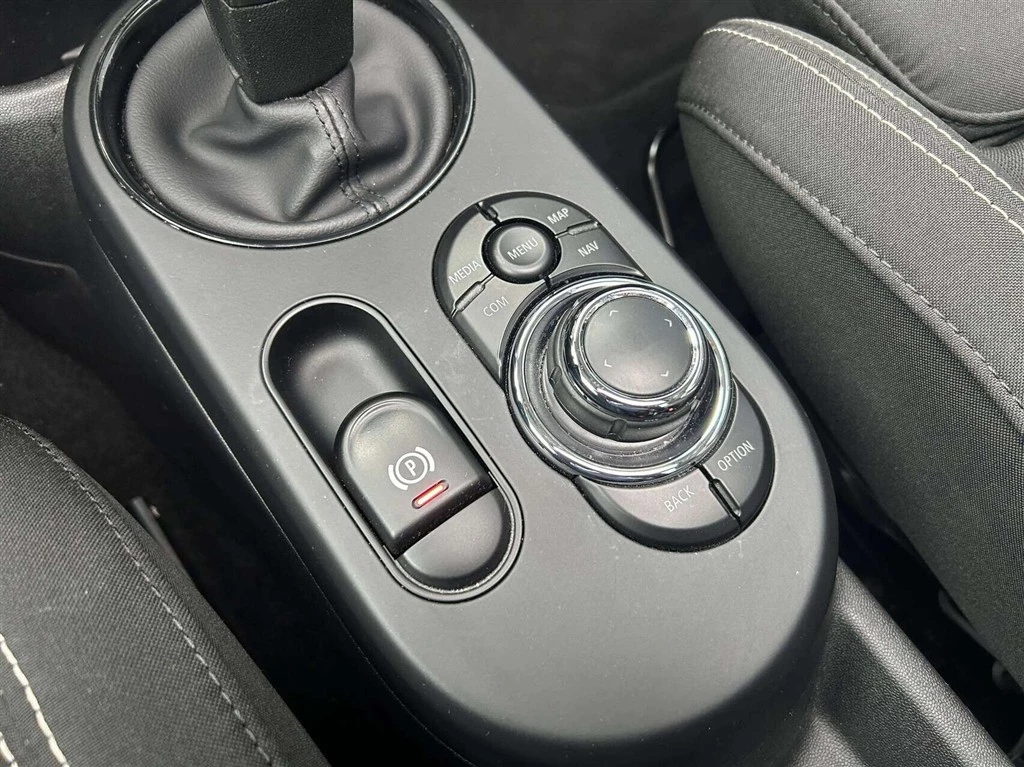 MINI Electric Cooper SE EL Essential 184HK 3d Aut.