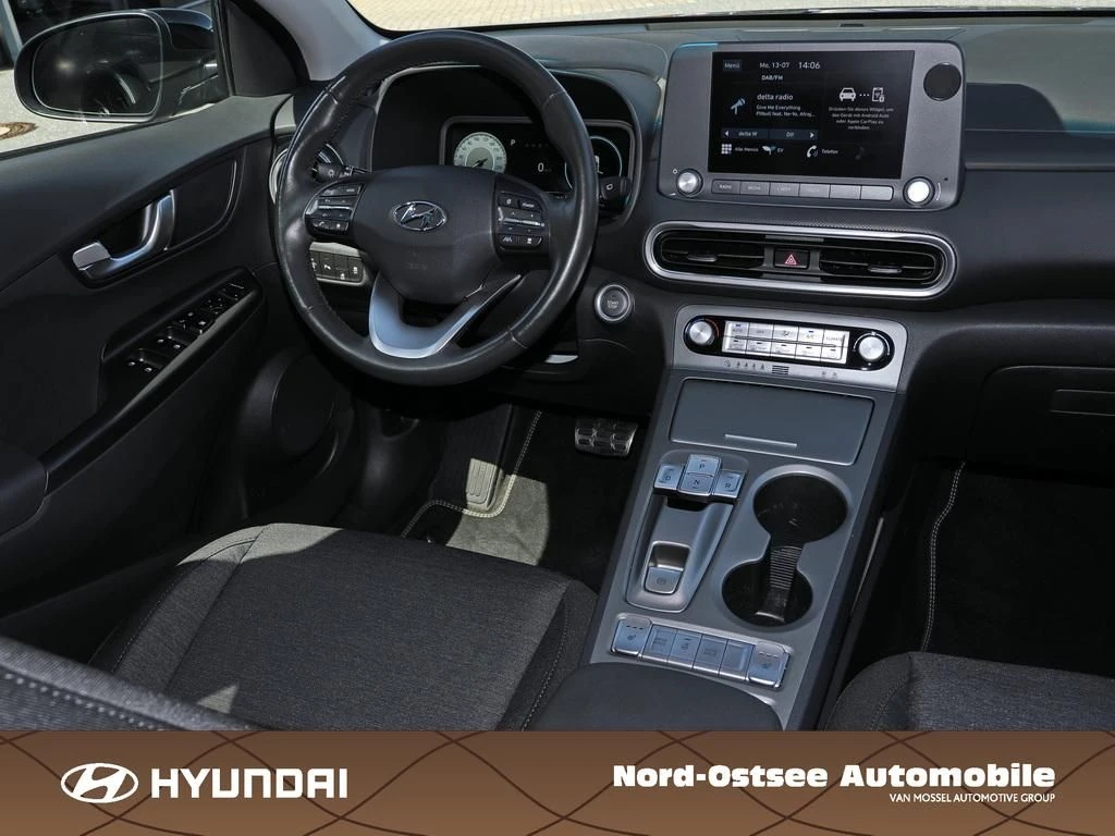 Hyundai Kona TREND ELEKTRO 2WD KAMERA LED SPUR PDC TEMPO Trend