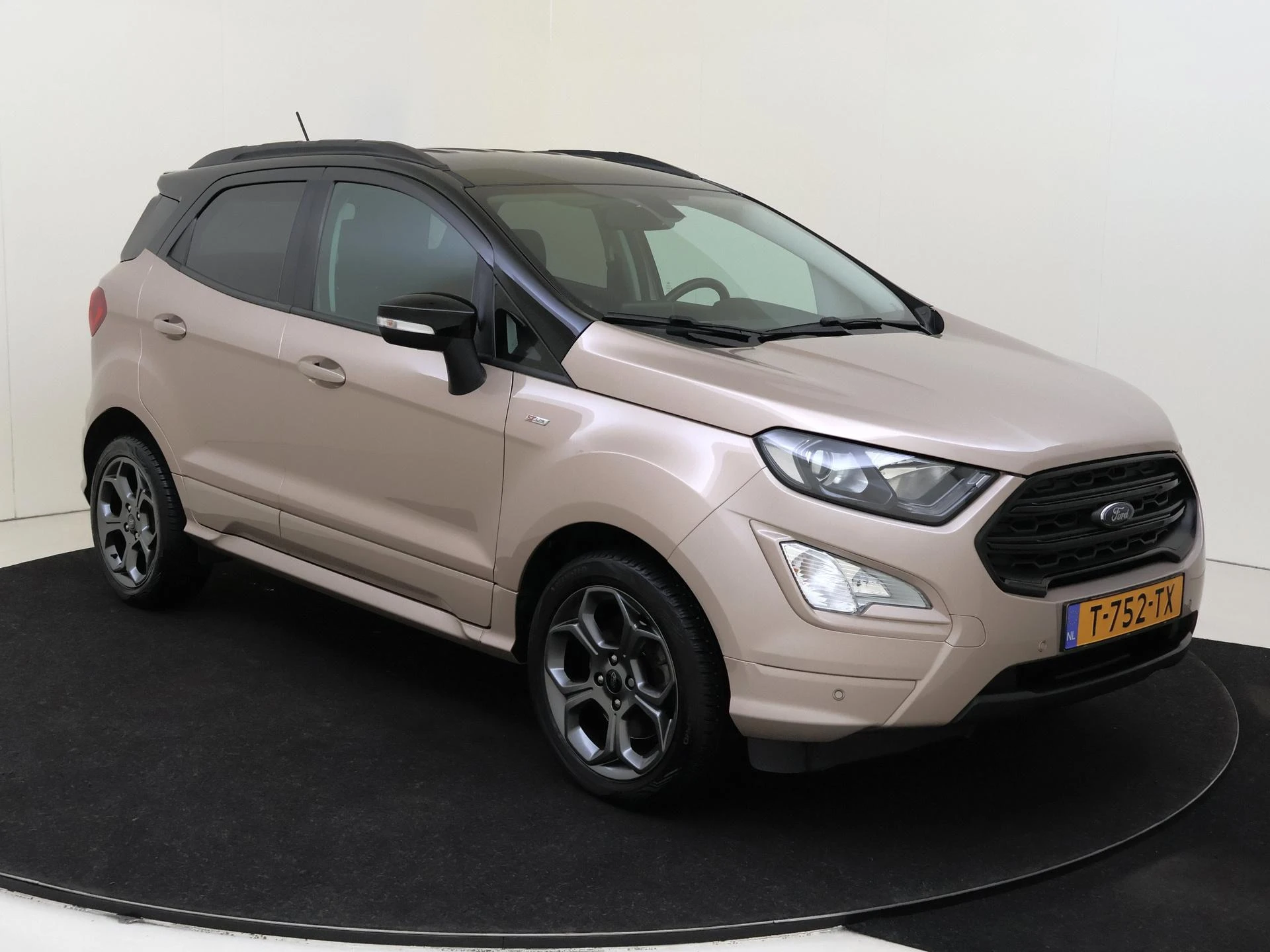 Ford-EcoSport-image-1