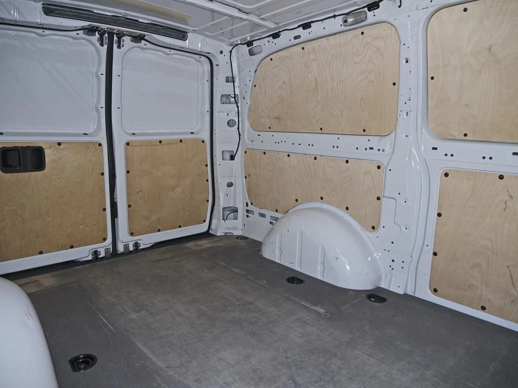 Mercedes-Benz-Vito 110-image-10