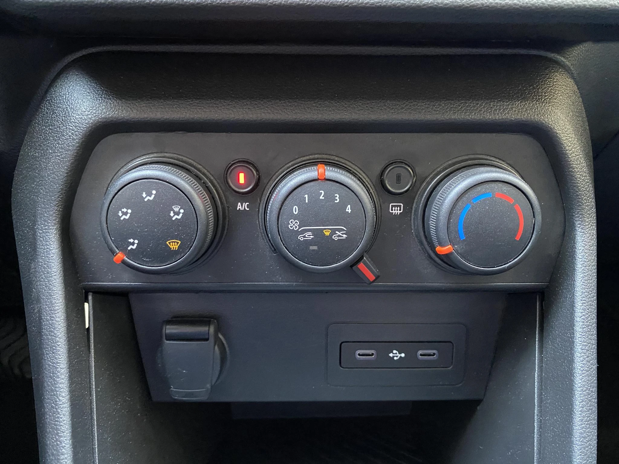 Dacia-Sandero-image-18