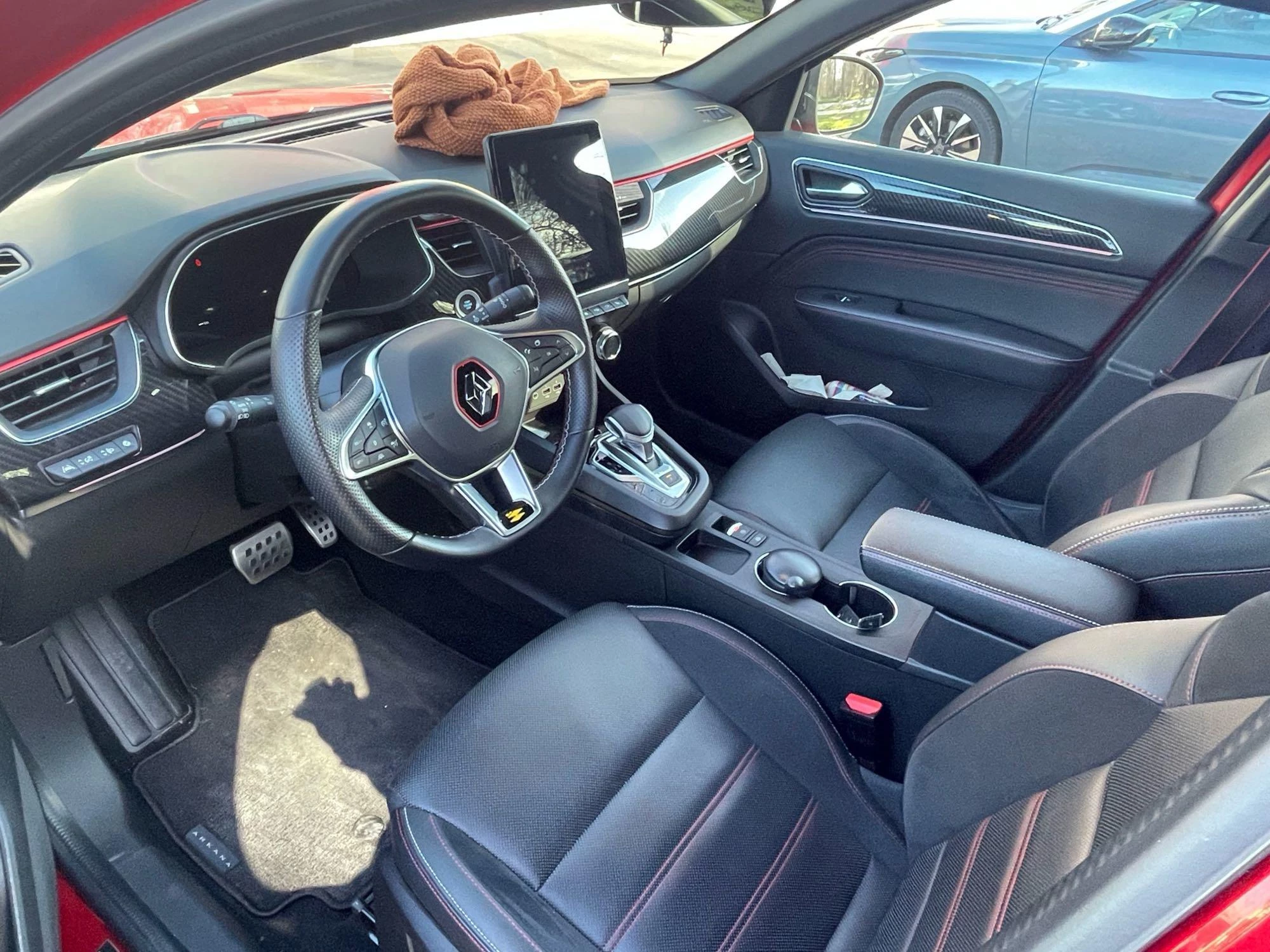 Renault-Arkana-image-14
