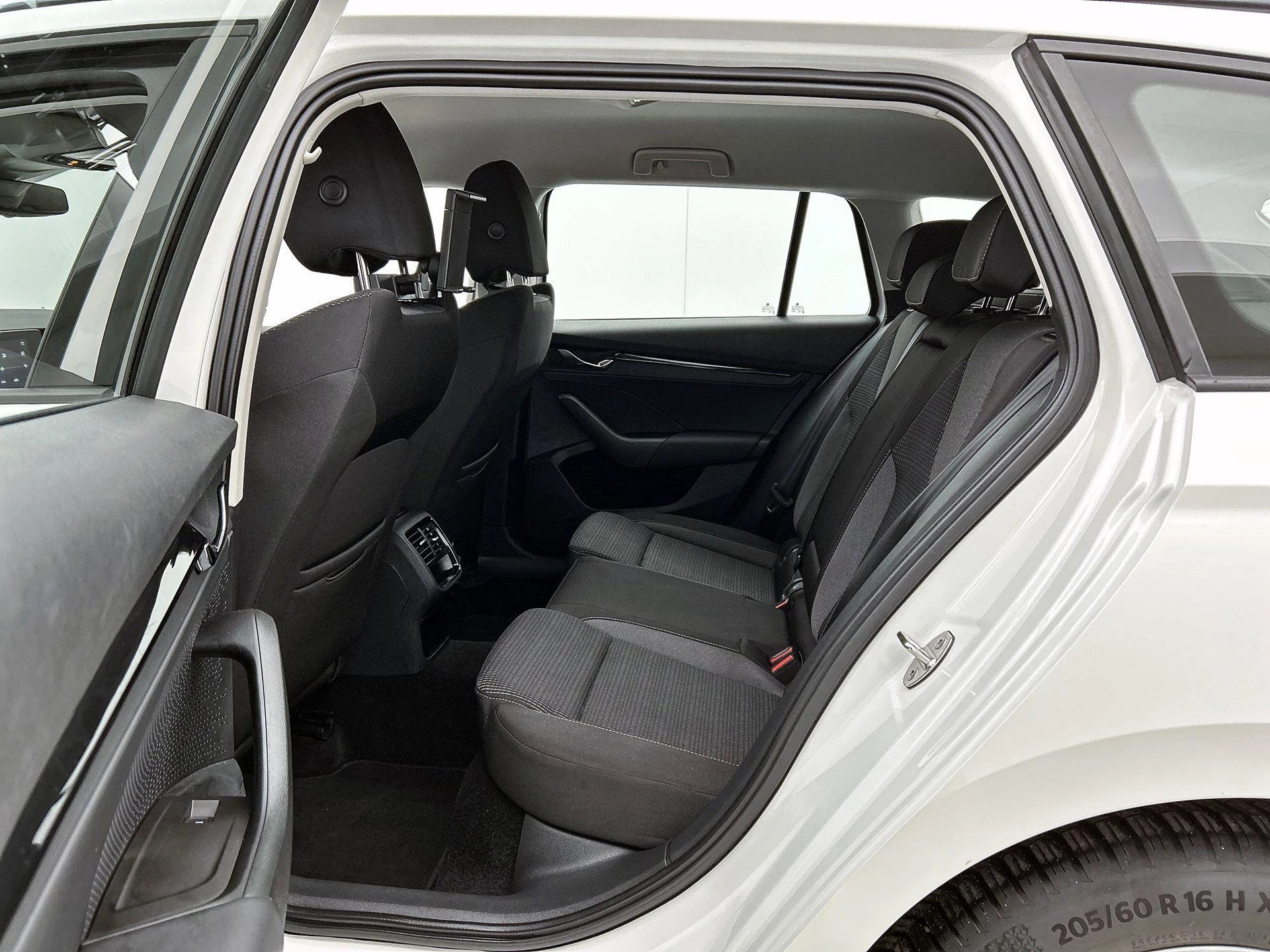 Škoda-Octavia-image-25