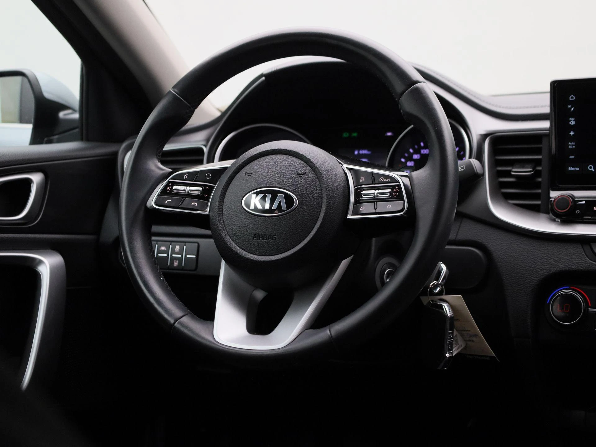 Kia-Ceed Sportswagon-image-9