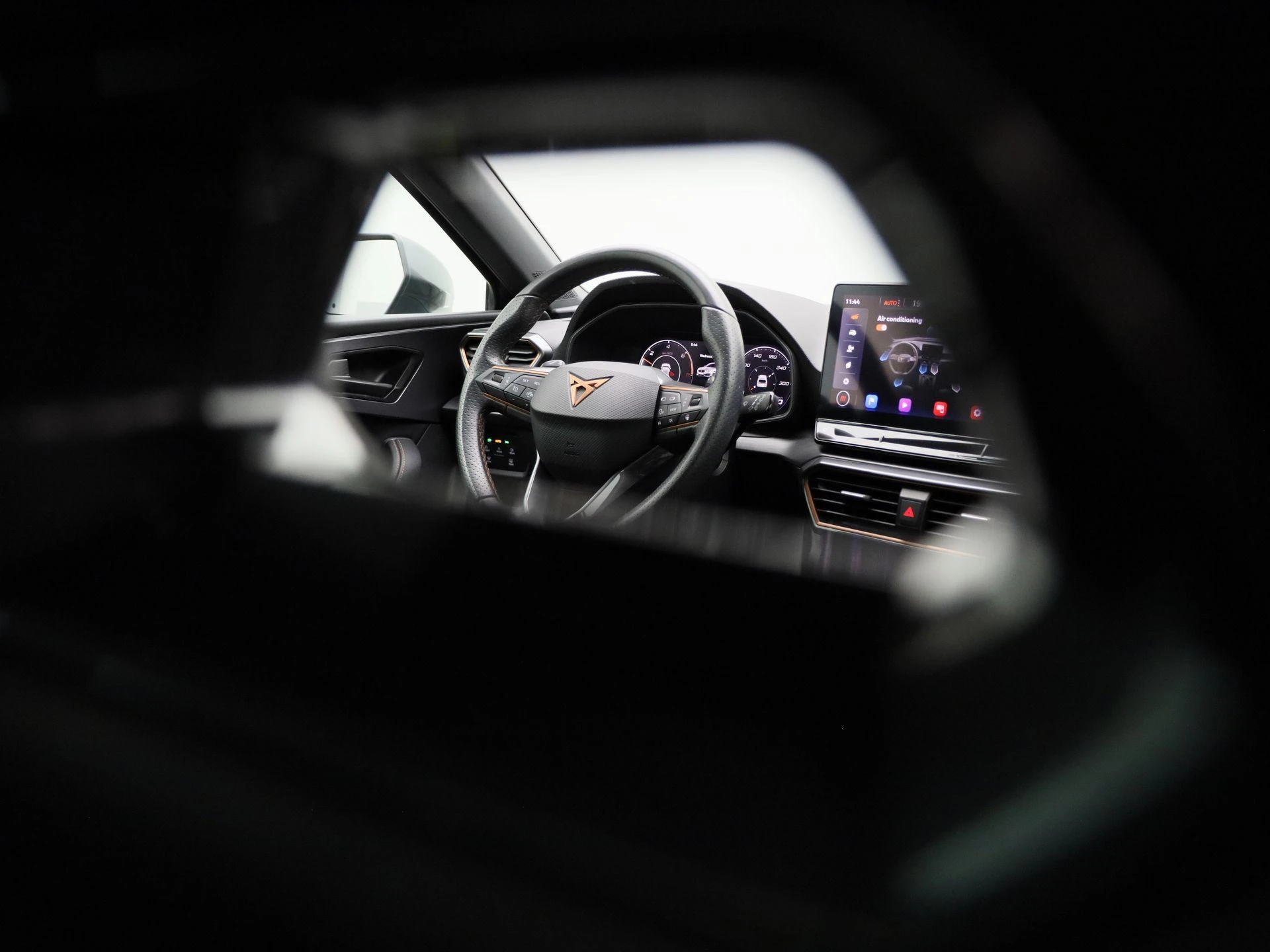 CUPRA-Leon-image-40