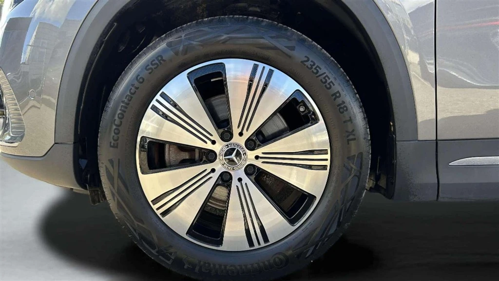 Mercedes-Benz-EQA-image-8
