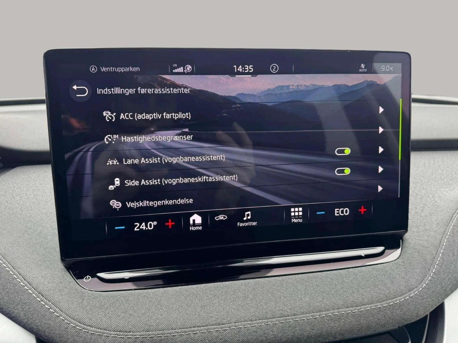 Škoda-Enyaq iV-image-12