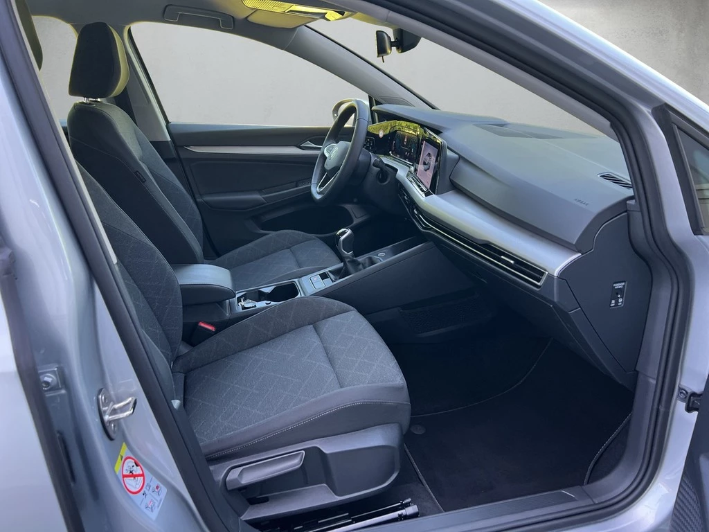Volkswagen Golf VIII Variant 2.0 TDI Life *LED*ACC*