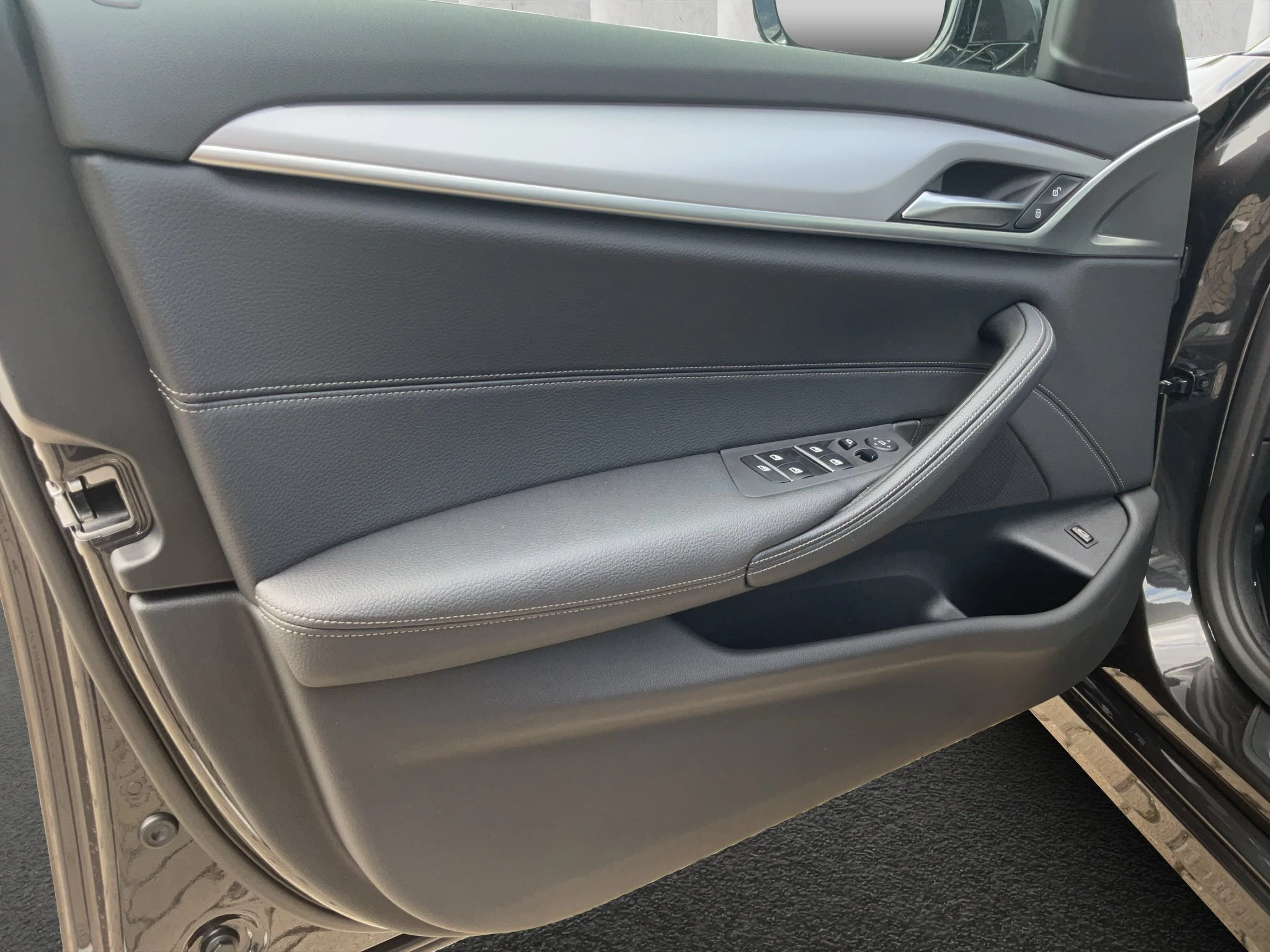 BMW 5er Reihe 520d Limousine. Driving Assist