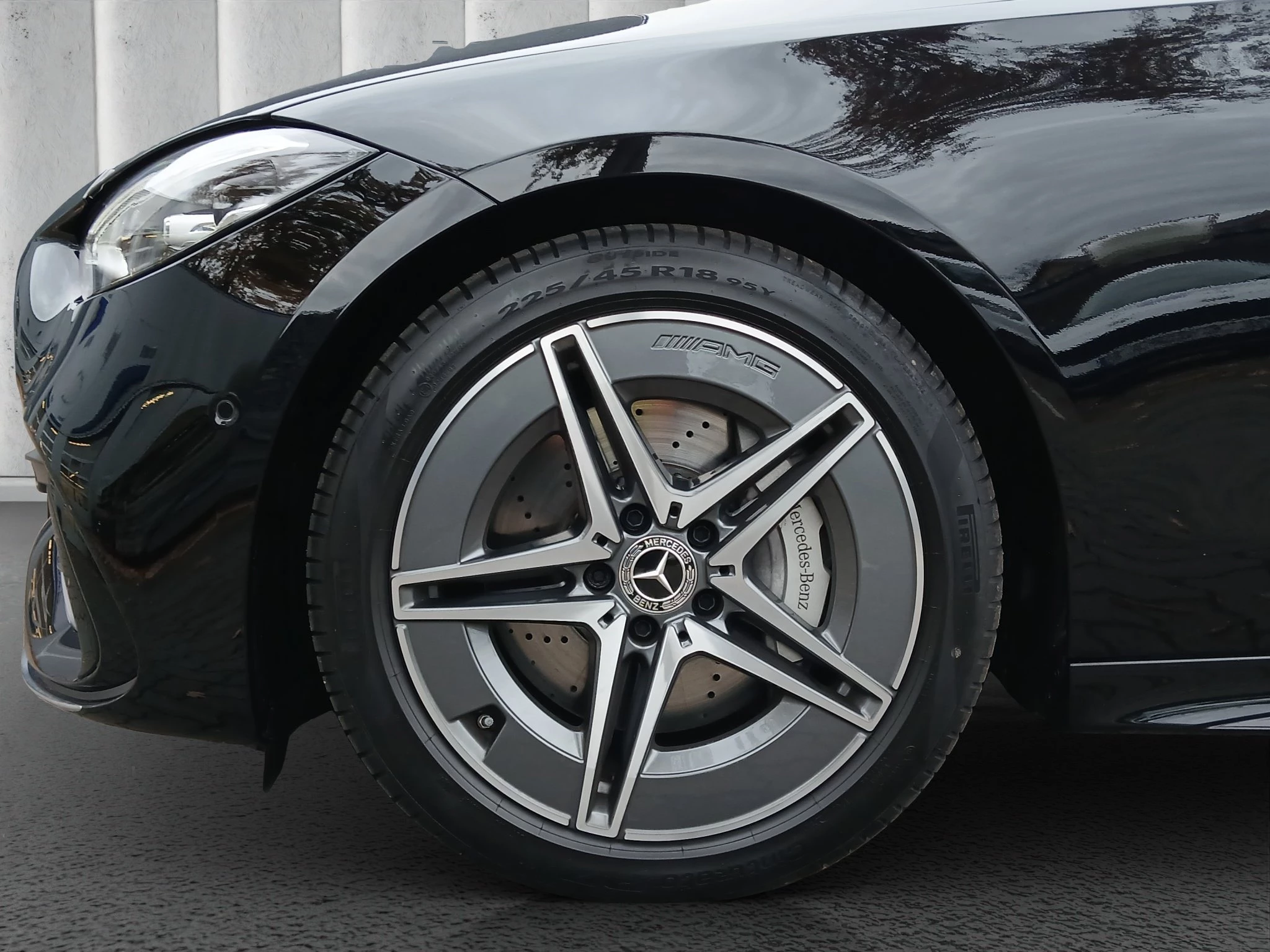 Mercedes-Benz C-Klasse 300 d T AMG Line AUT | AHK | LED | NAV