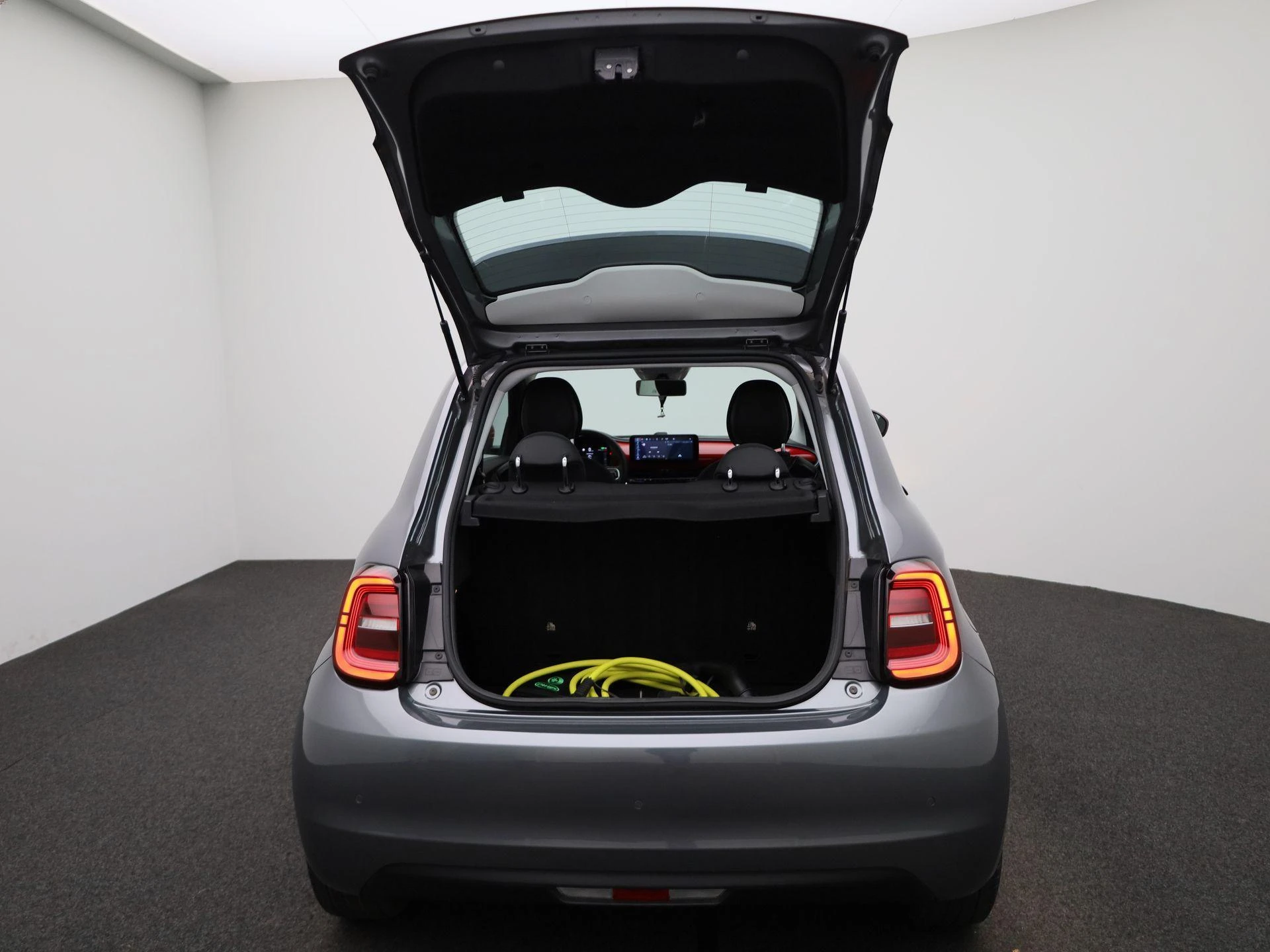 Fiat-500e-image-12