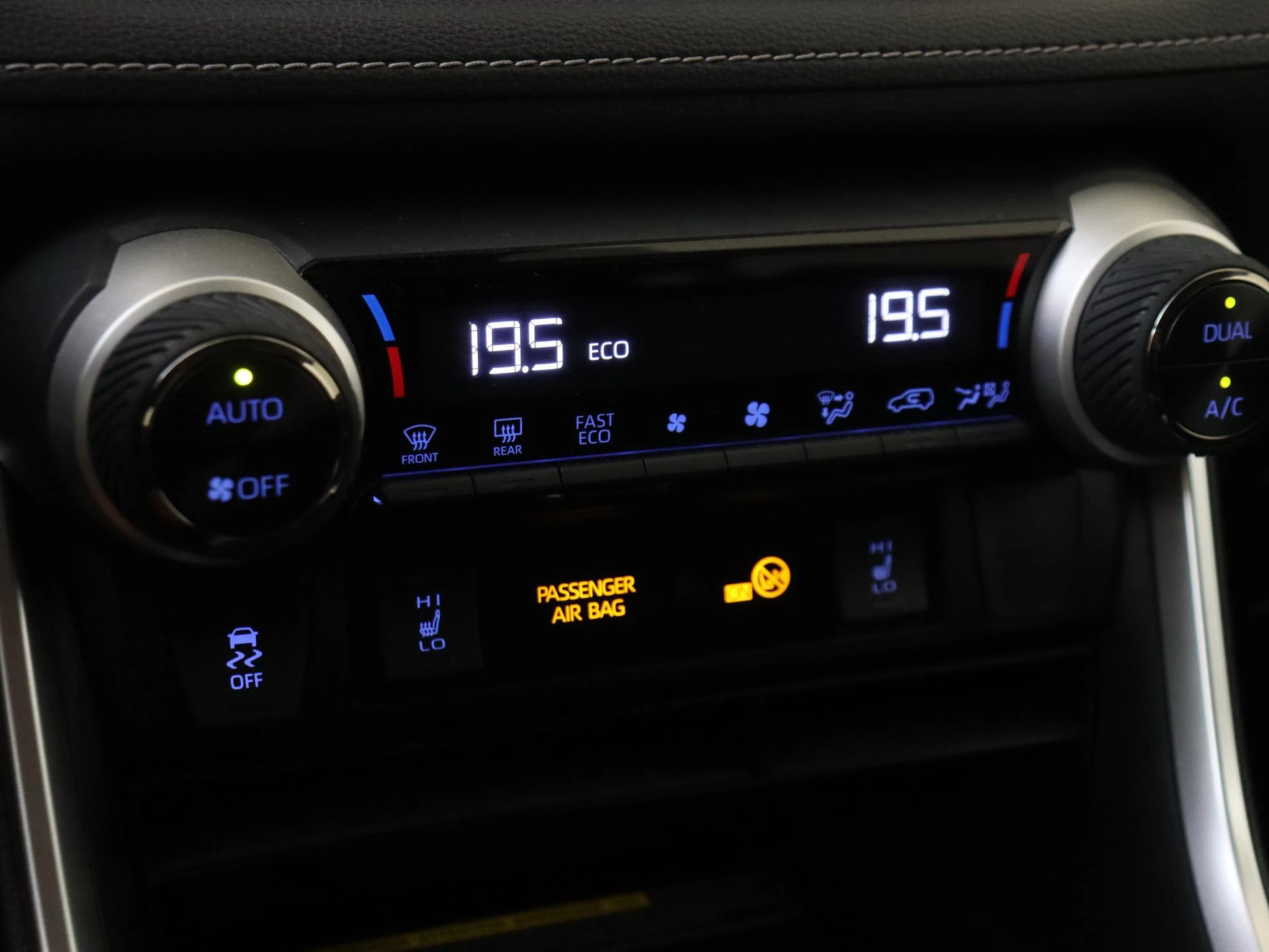 Toyota-RAV4-image-19