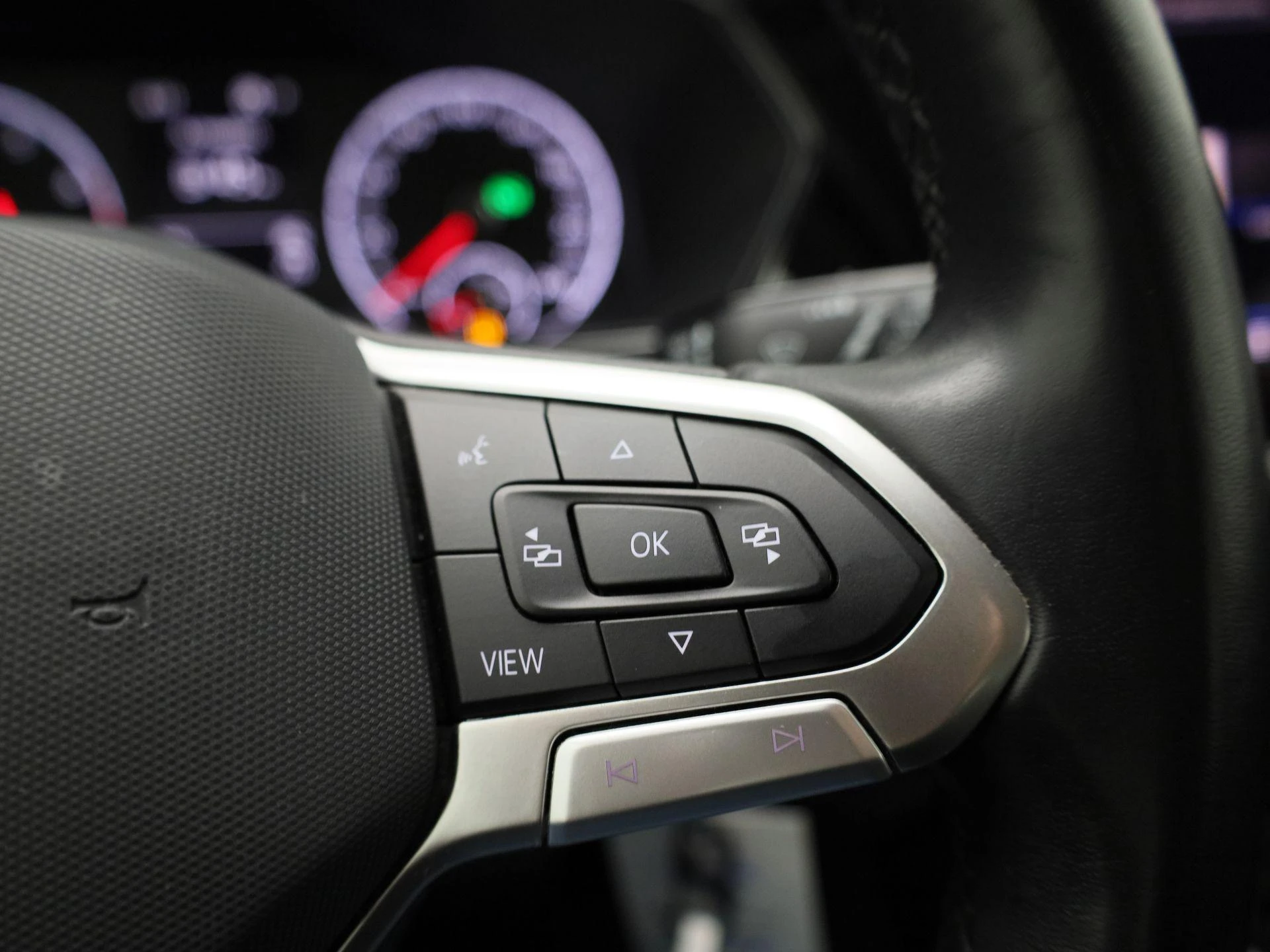 Volkswagen-T-Cross-image-15