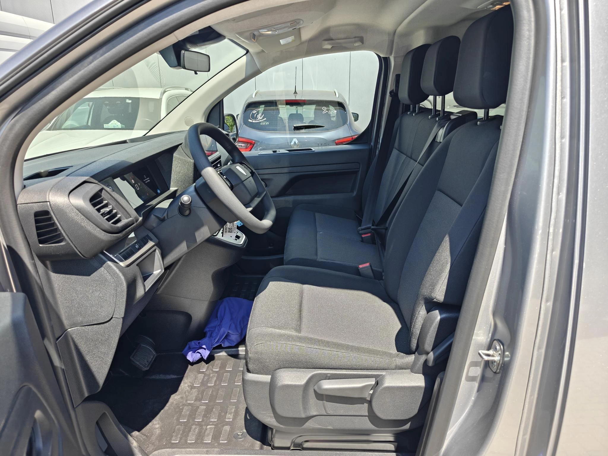 Peugeot Expert Long DC L3 2.0 BlueHDi 180 EAT8