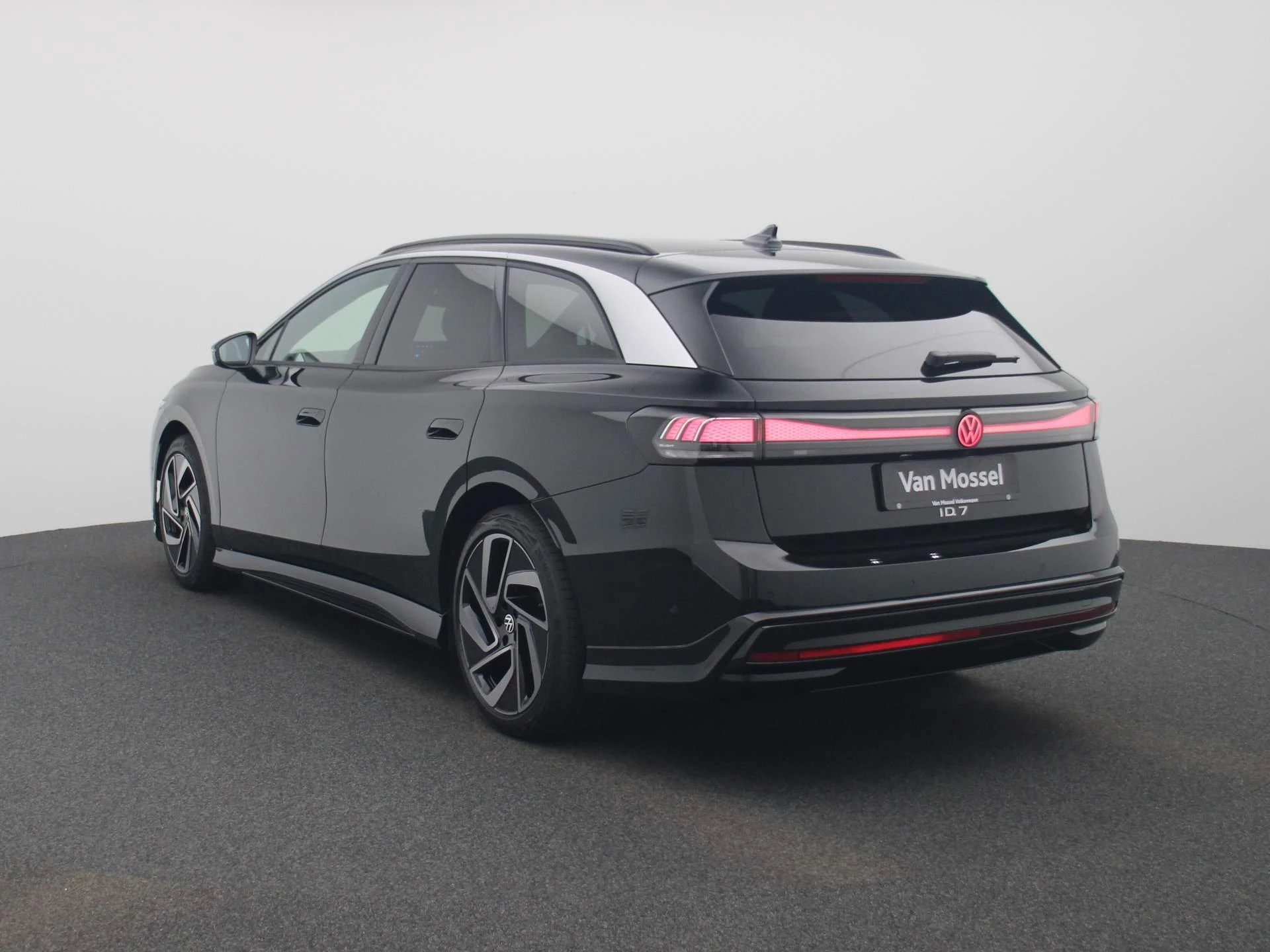 Volkswagen-ID.7-image-1