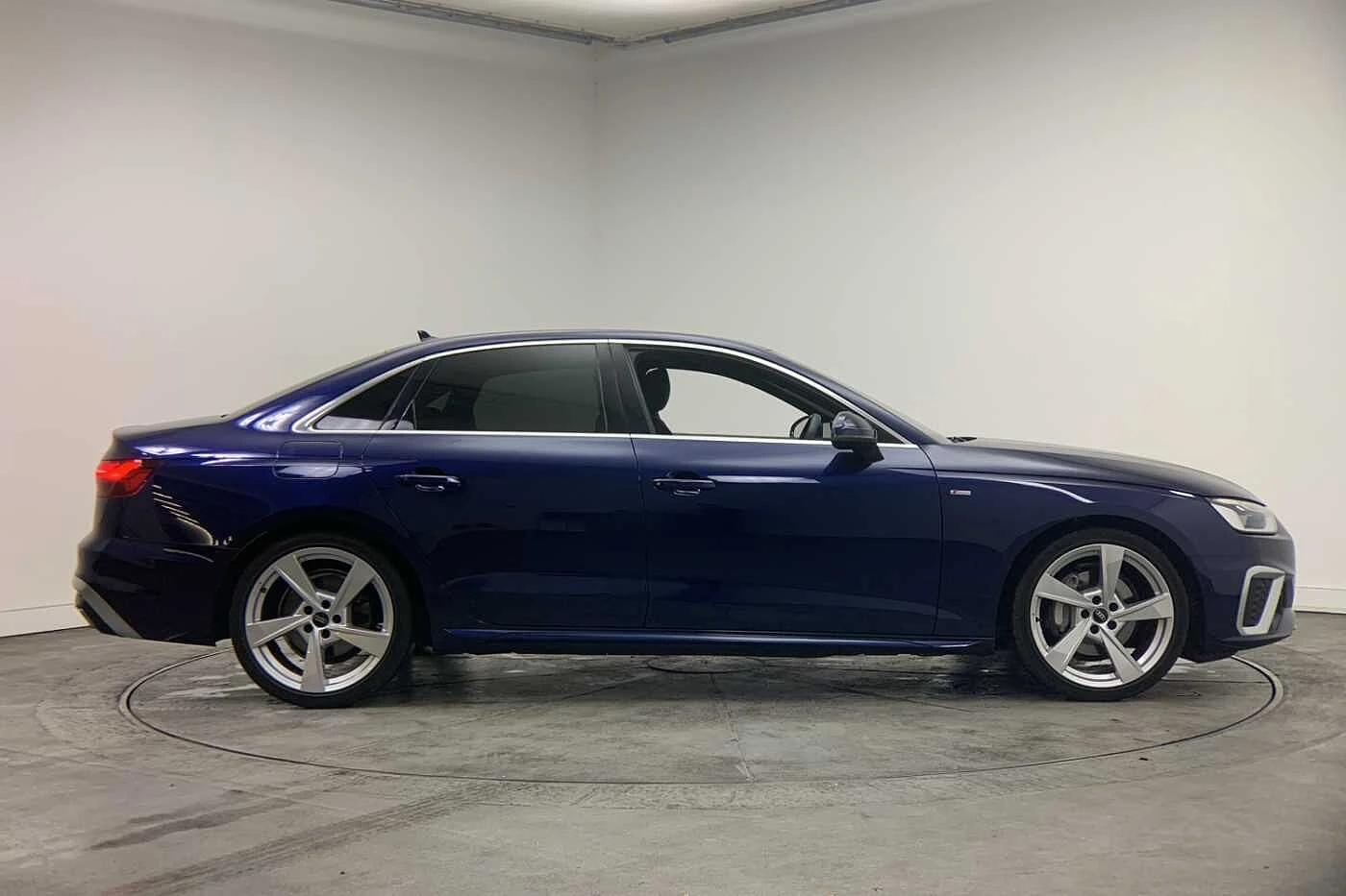 Audi-A4-image-3