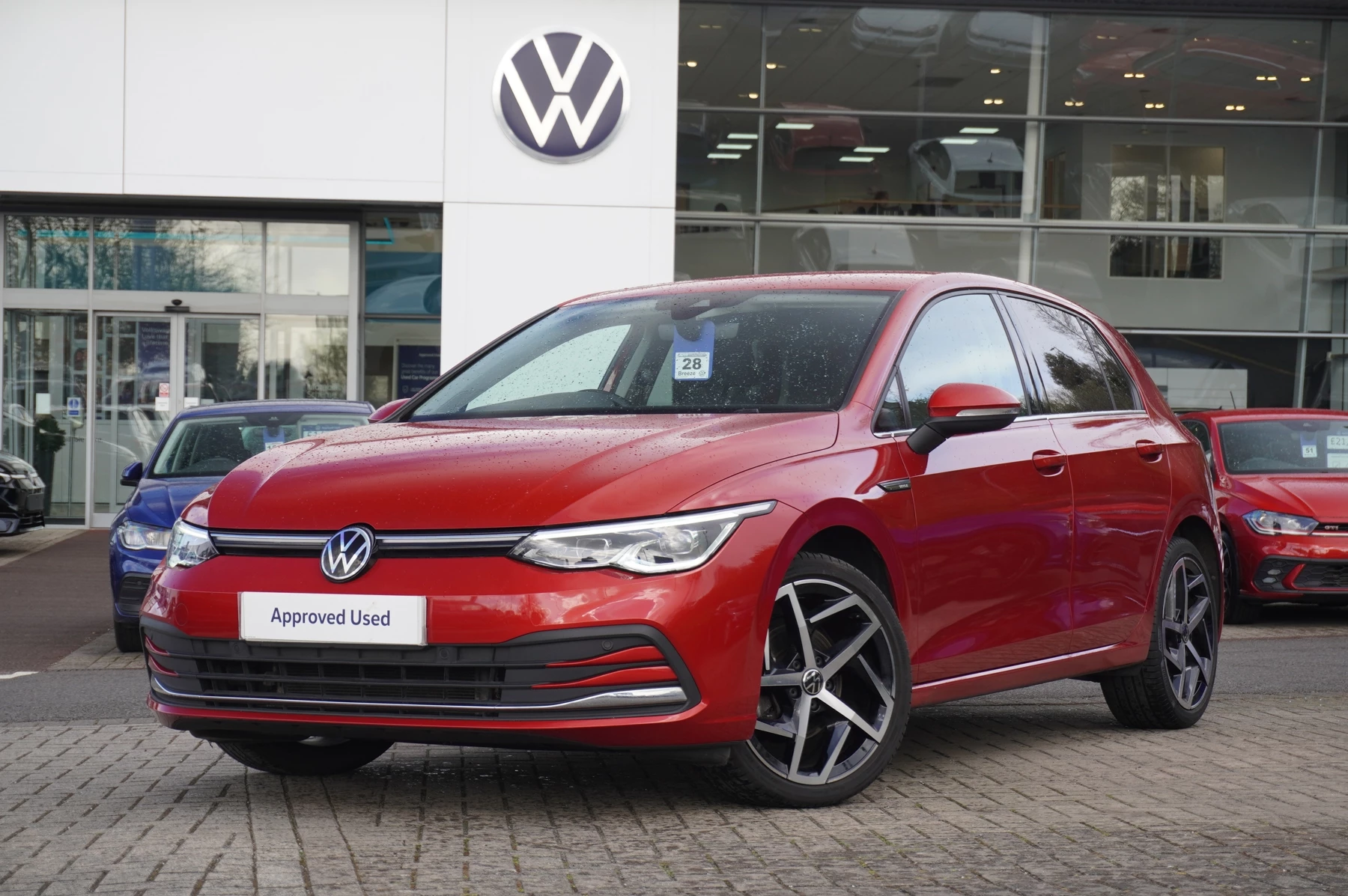 Volkswagen-Golf-image-19