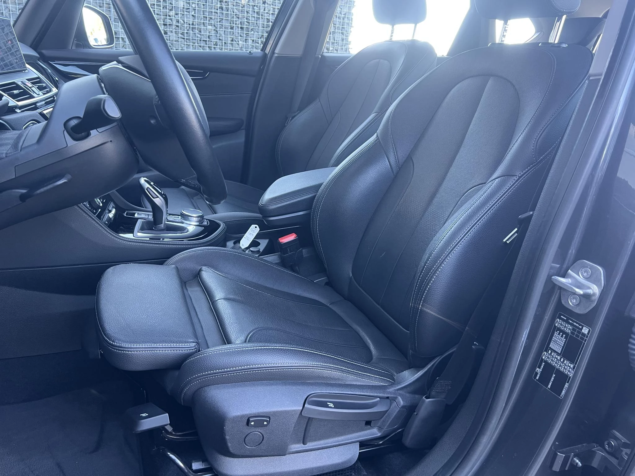 BMW-2 Serie-image-9