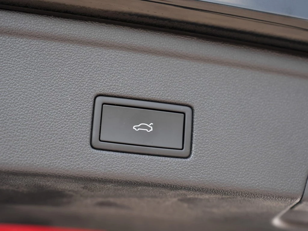 Volkswagen Touareg TDI 4Motion Tiptronic /Navi Max/LED/AHK