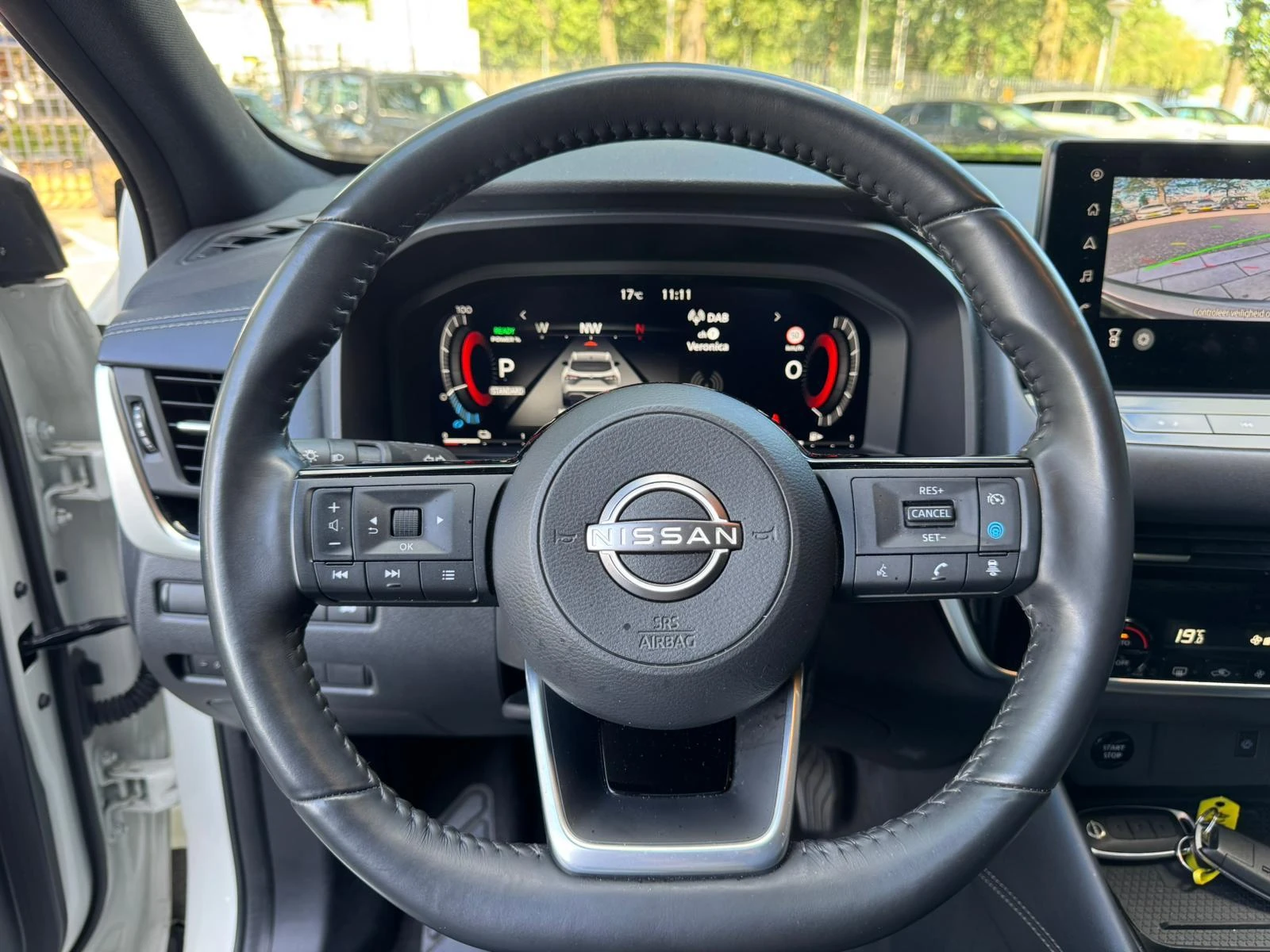 Nissan-QASHQAI-image-5