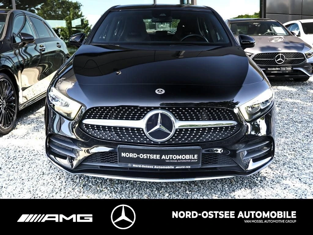 Mercedes-Benz A-Klasse 180 AMG PANO TEMPO MBUX AMG Line