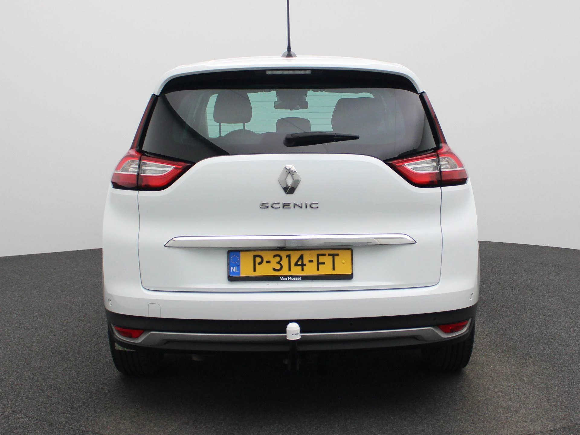 Renault-Grand Scénic-image-6
