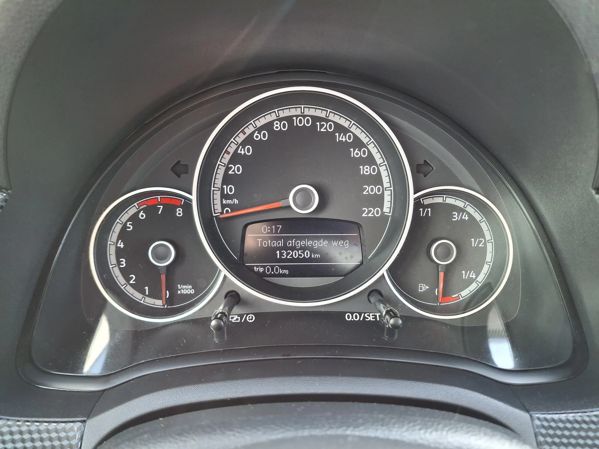 Volkswagen-up!-image-10