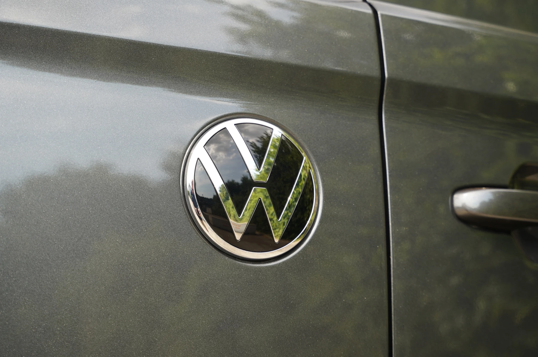 Volkswagen-Transporter-image-36