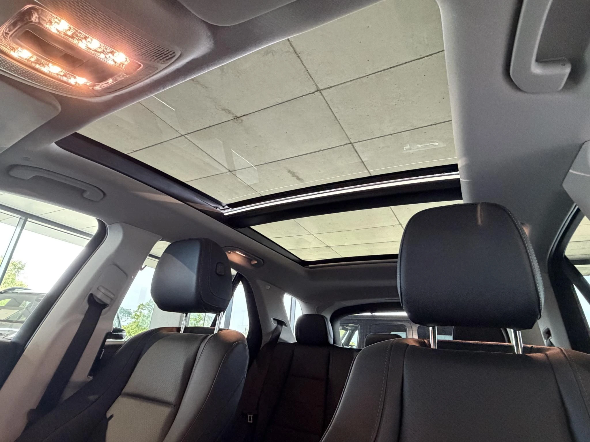 Mercedes-Benz-GLE-image-17