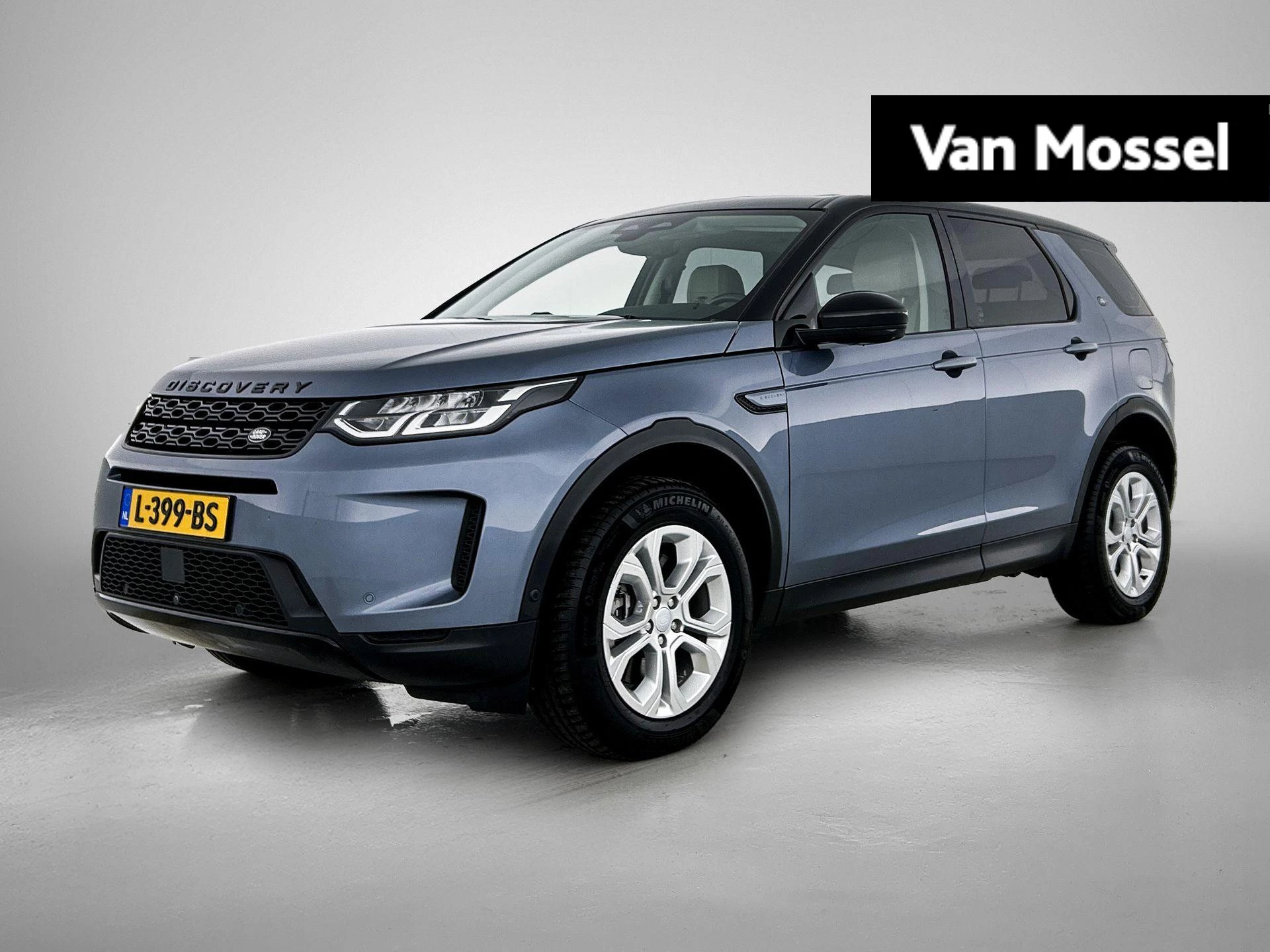 Land Rover-Discovery Sport-image-0