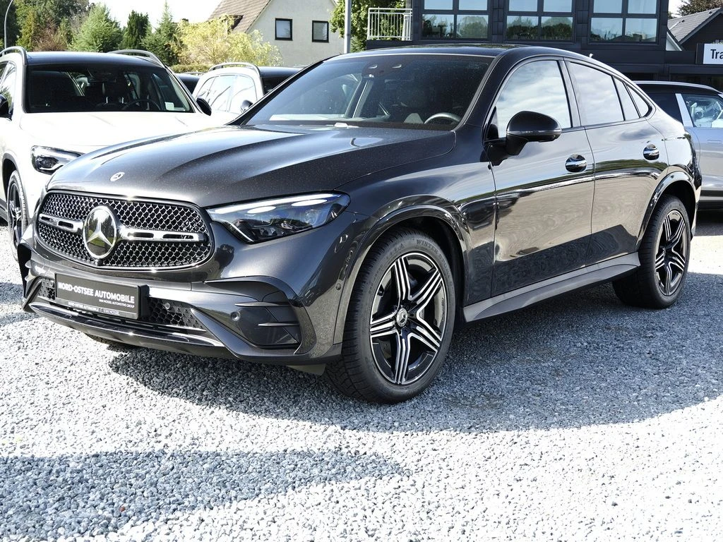 Mercedes-Benz-GLC 220 d-image-7