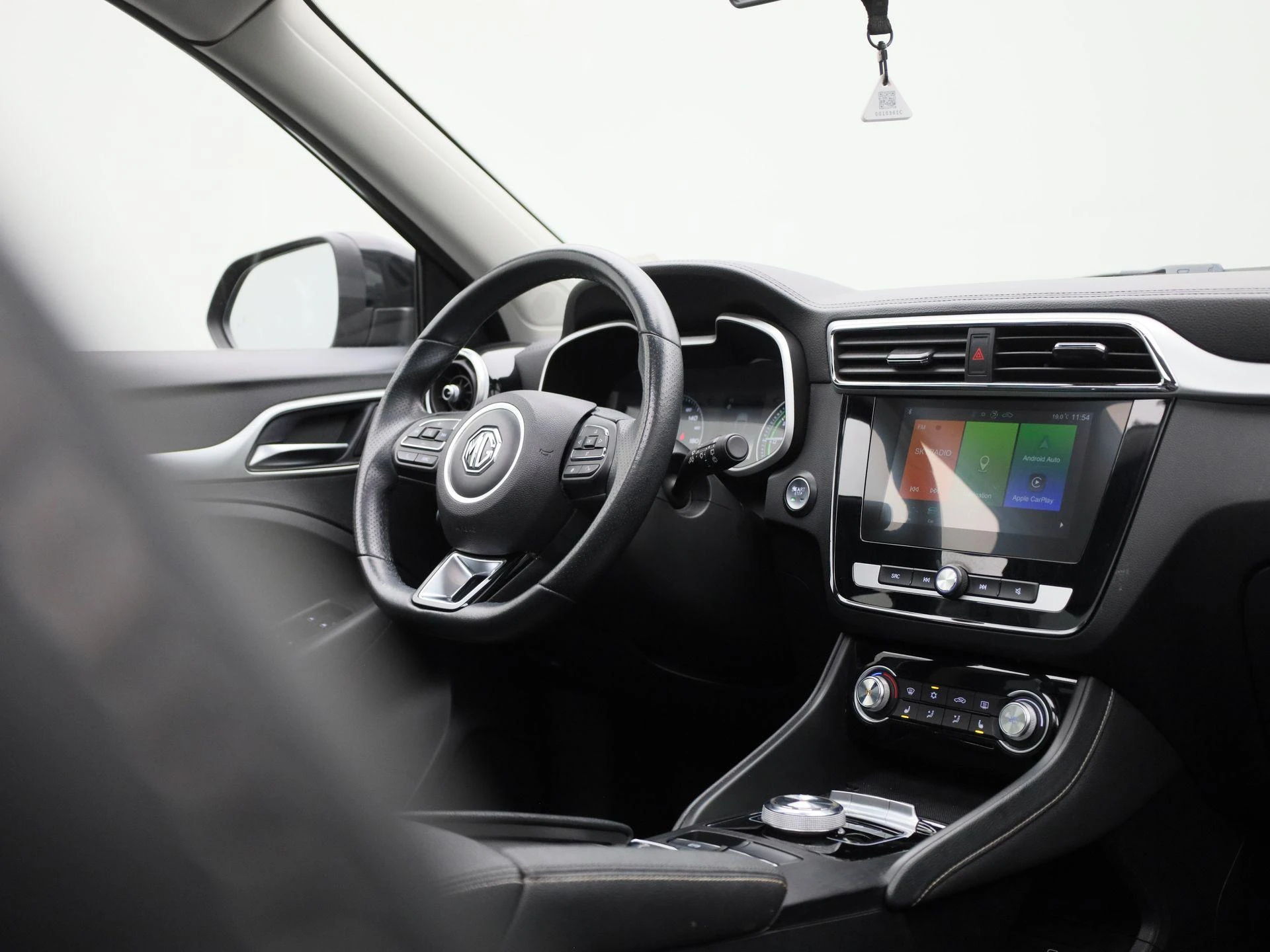 MG-ZS EV-image-33