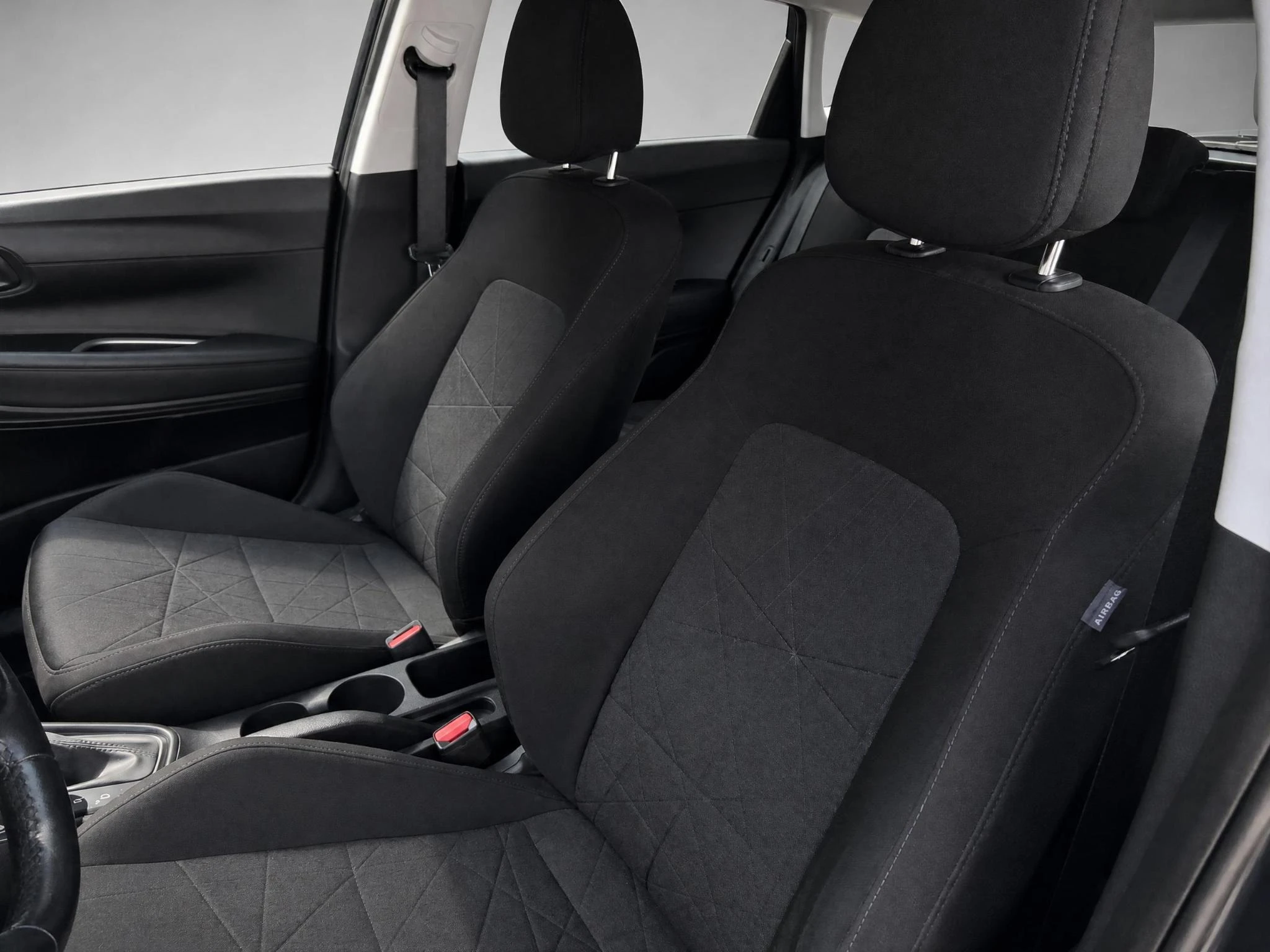 Hyundai-Bayon-image-12