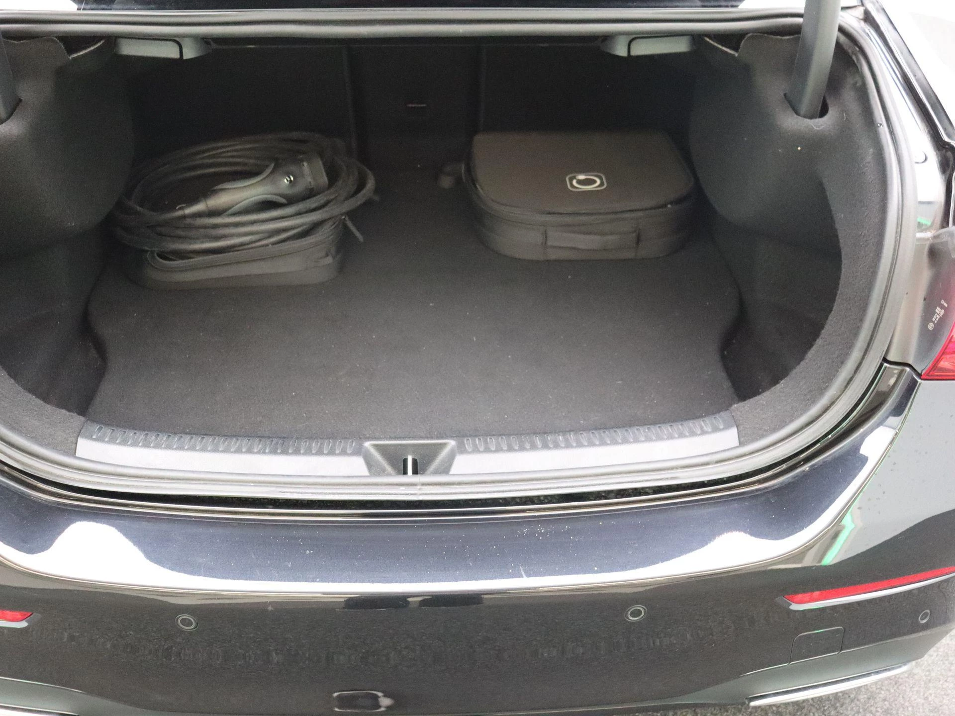 Mercedes-Benz Classe A 250 e Berline AMG Line + PANORAMISCH DAK + CARPLAY +