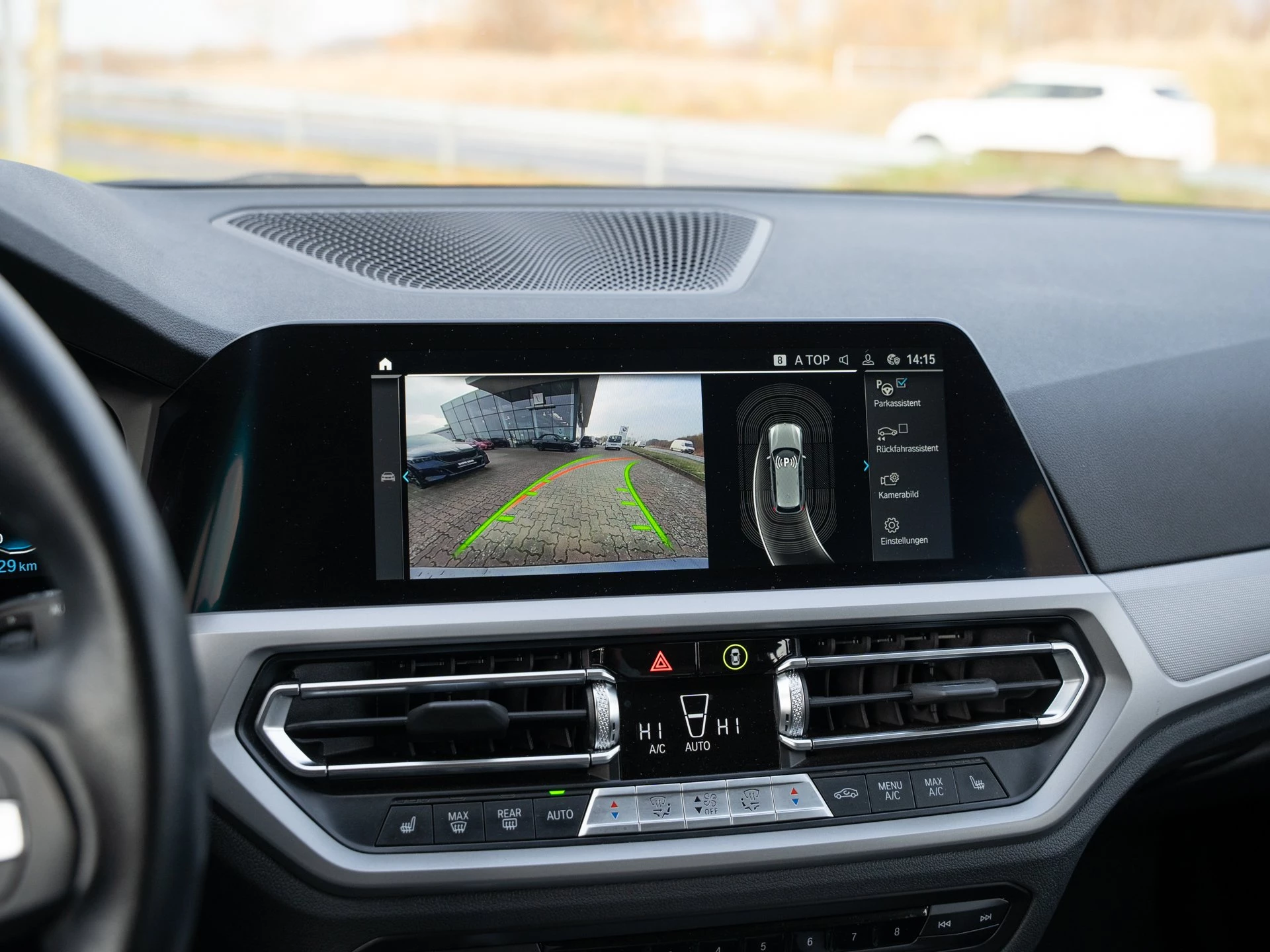 BMW-3er Reihe-image-12