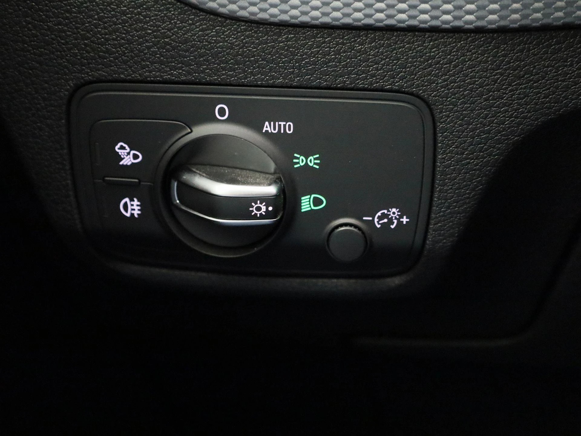 Audi-Q2-image-27