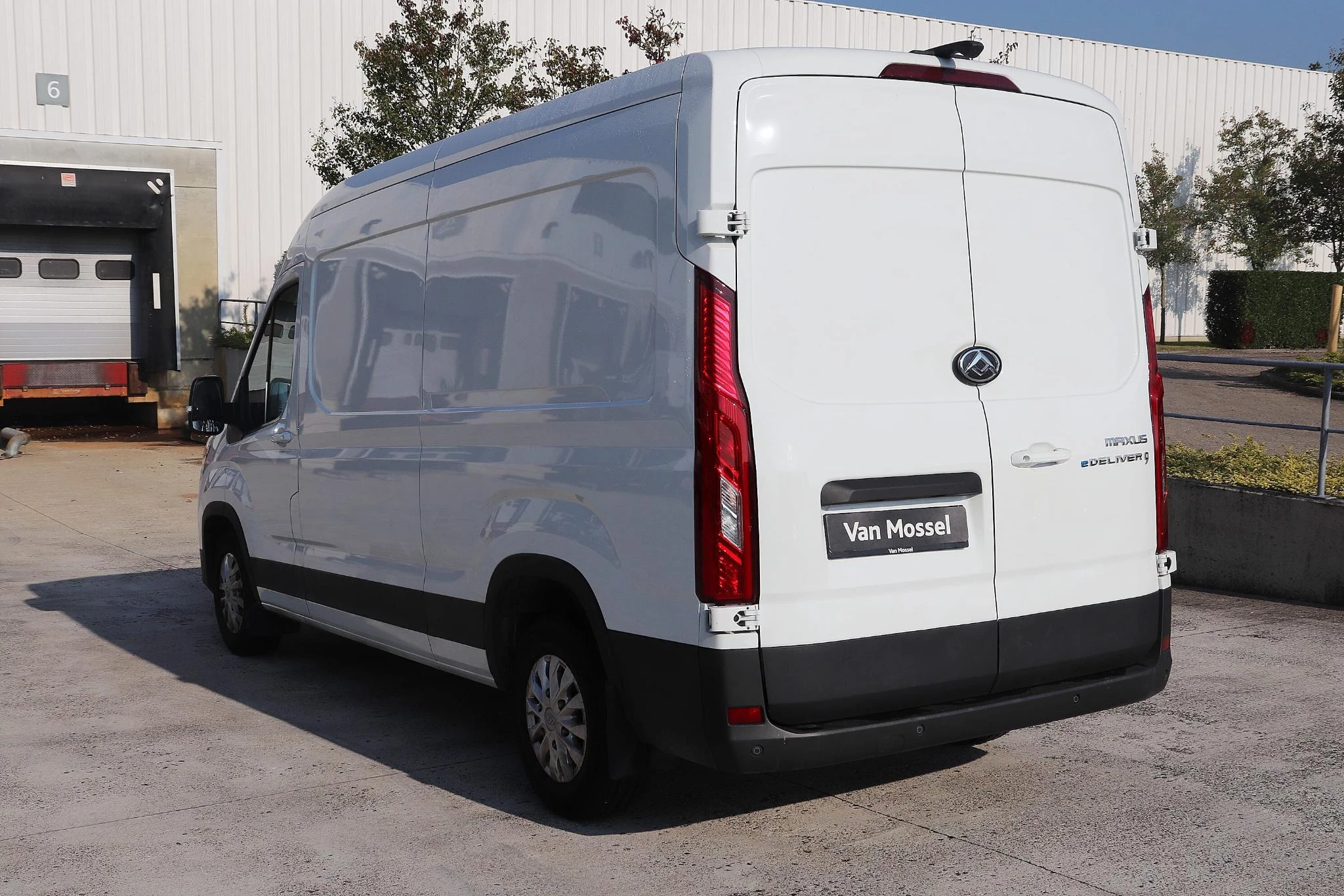 Maxus Deliver9 2.0 Diesel CIT 120kW L3H2 FWD 3.5T Lux.
